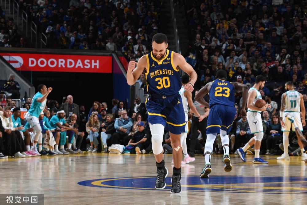 的自由切换 的自由切换