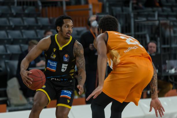 情四射的比 情四射的比