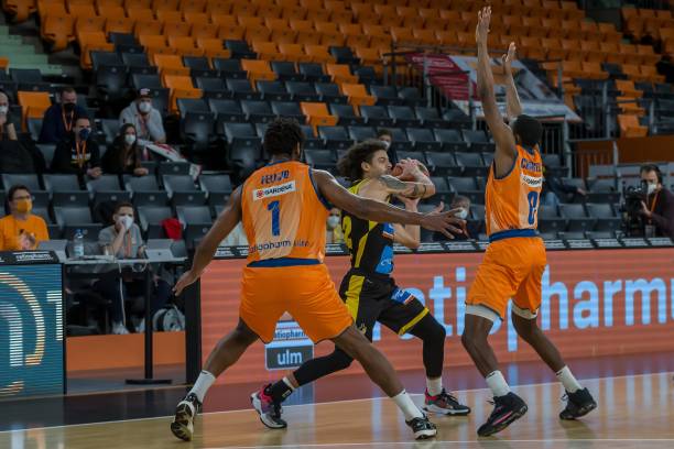 力求在比赛 力求在比赛